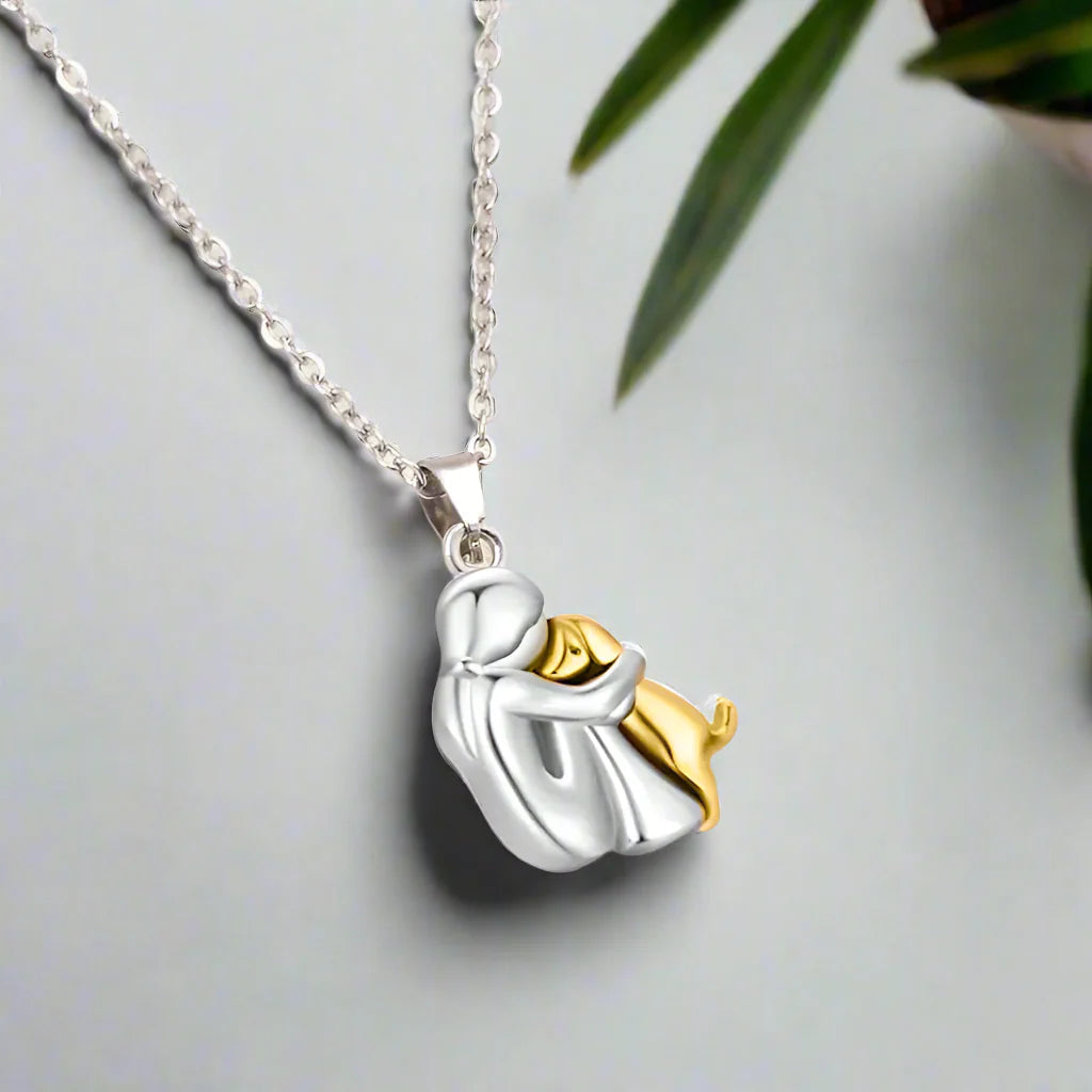 Elin - Necklace with Dog-Shaped Pendant
