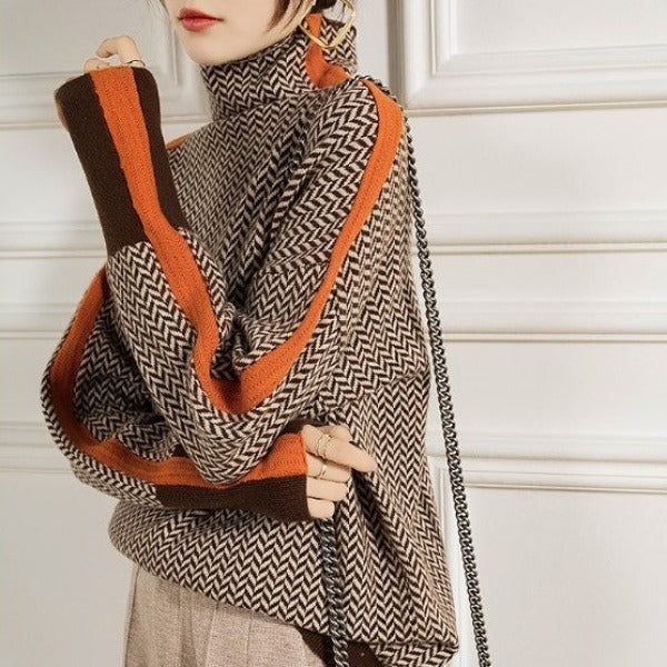 Mariana | Turtleneck with striking contrasting stripes